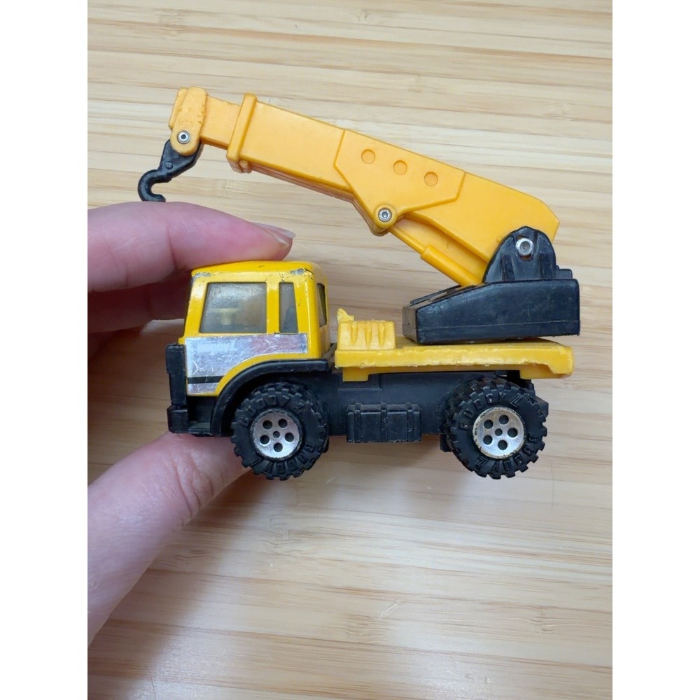 Vintage 1989 Buddy L Crane Truck Yellow Construction Toy Diecast Plastic